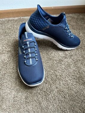 Skechers Hands Free Slip-ins Navy Mesh Sneakers - Wide Fit - Men's Size 10